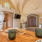 公寓 A Casa Di Nonna Lina 莱切